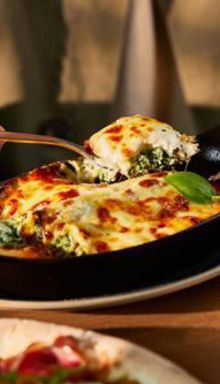 Spinach And Ricotta Cannelloni Pasta Dish